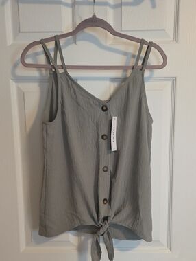 Gilli Women’s Sage Green Button-Front Tie-Hem Tank Top